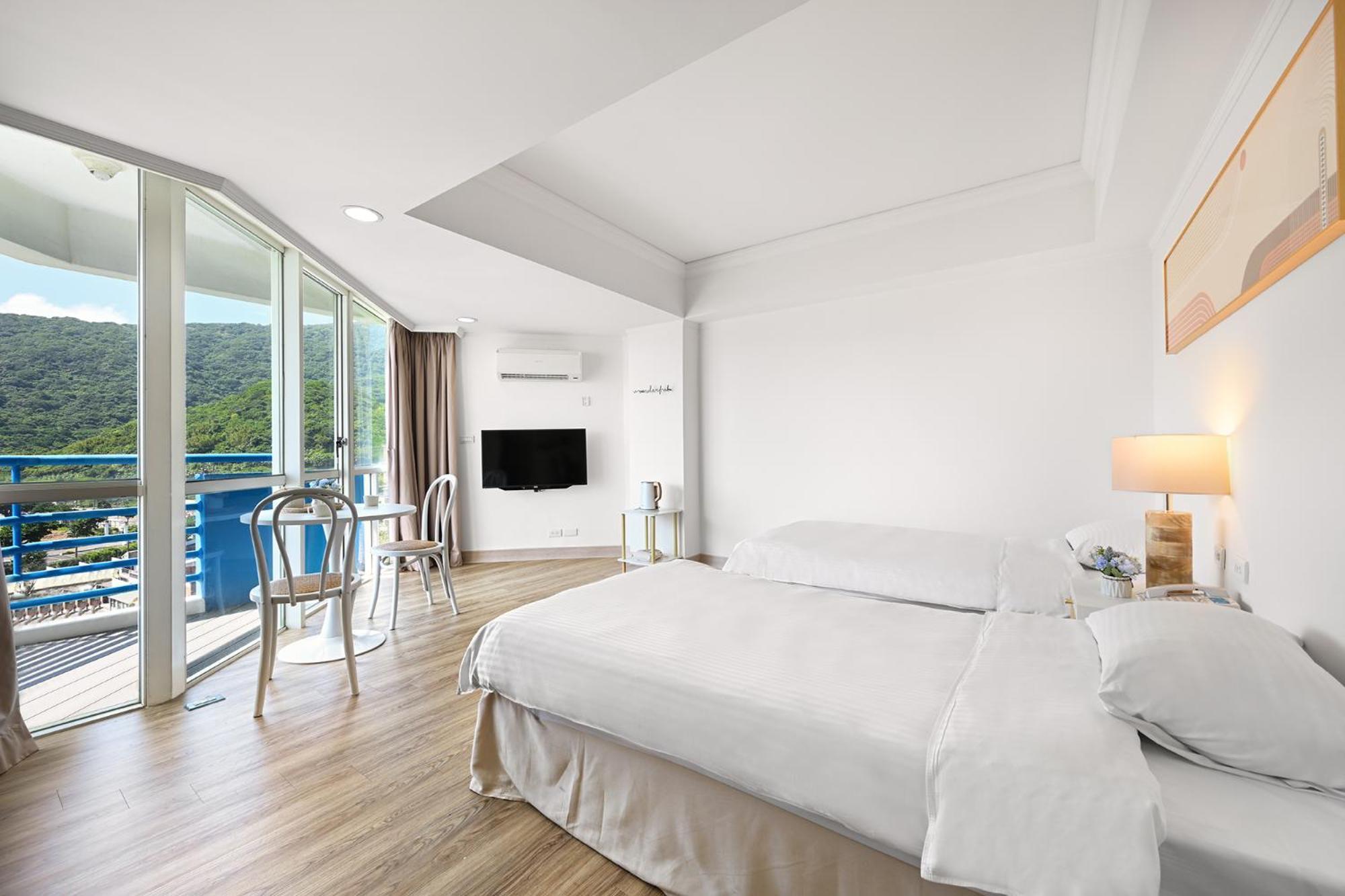 Ct Green Bay Hot-Spring Hotel Wanli Bagian luar foto