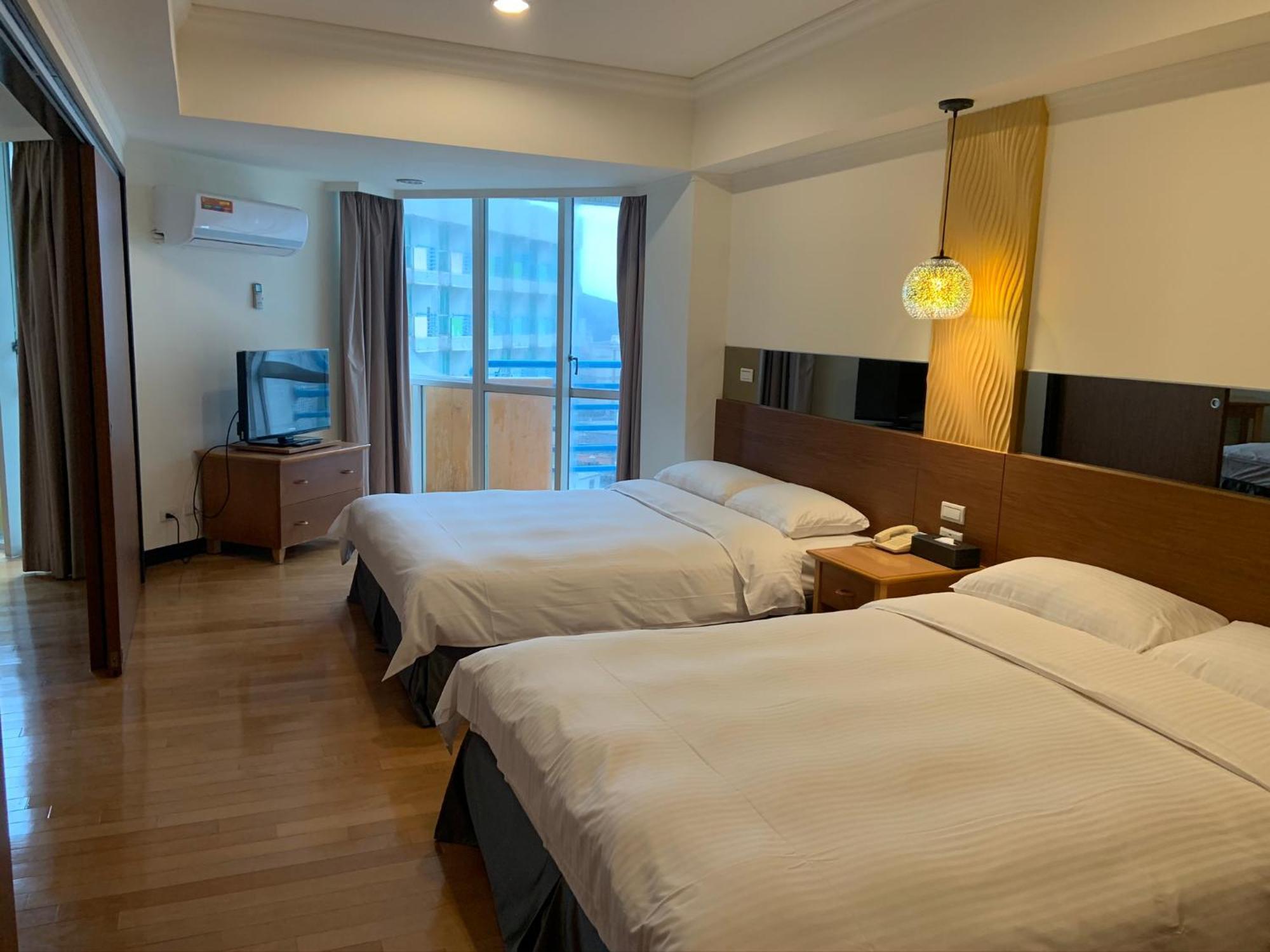 Ct Green Bay Hot-Spring Hotel Wanli Bagian luar foto