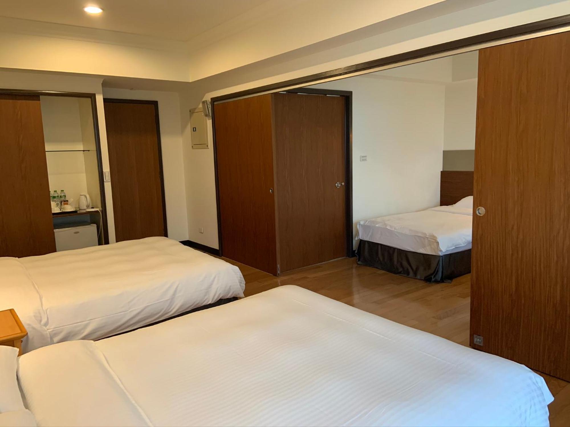 Ct Green Bay Hot-Spring Hotel Wanli Bagian luar foto
