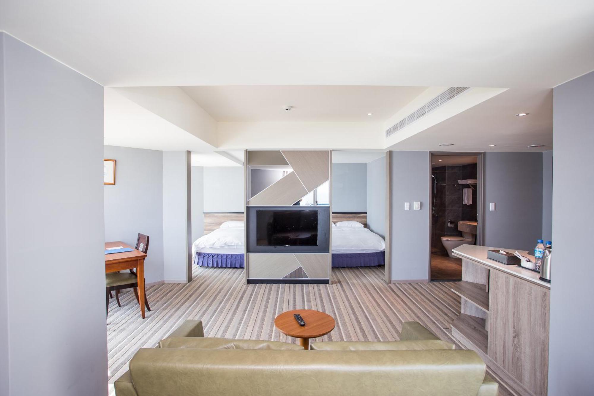 Ct Green Bay Hot-Spring Hotel Wanli Bagian luar foto