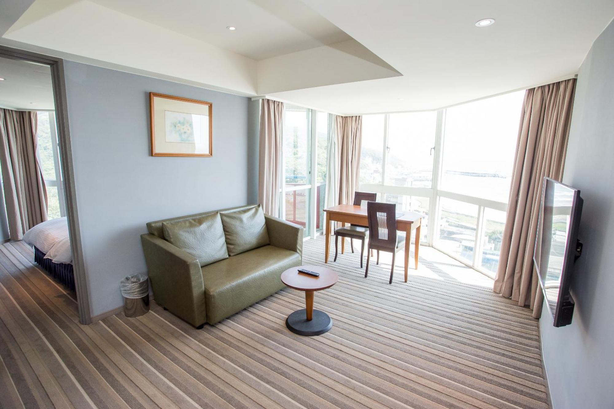 Ct Green Bay Hot-Spring Hotel Wanli Bagian luar foto