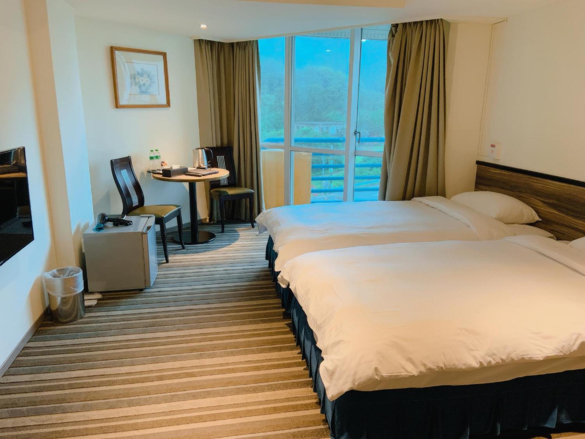Ct Green Bay Hot-Spring Hotel Wanli Bagian luar foto