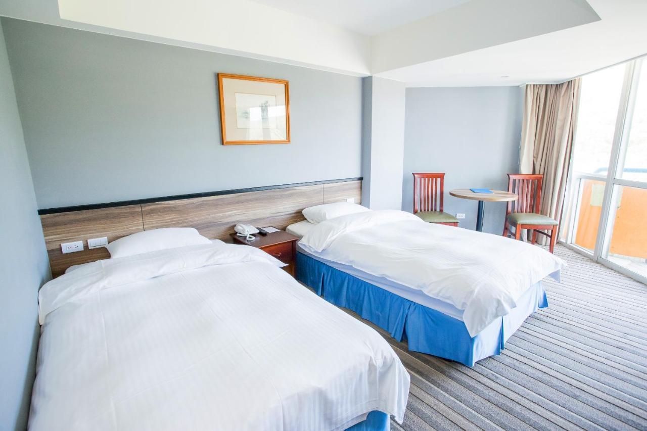 Ct Green Bay Hot-Spring Hotel Wanli Bagian luar foto