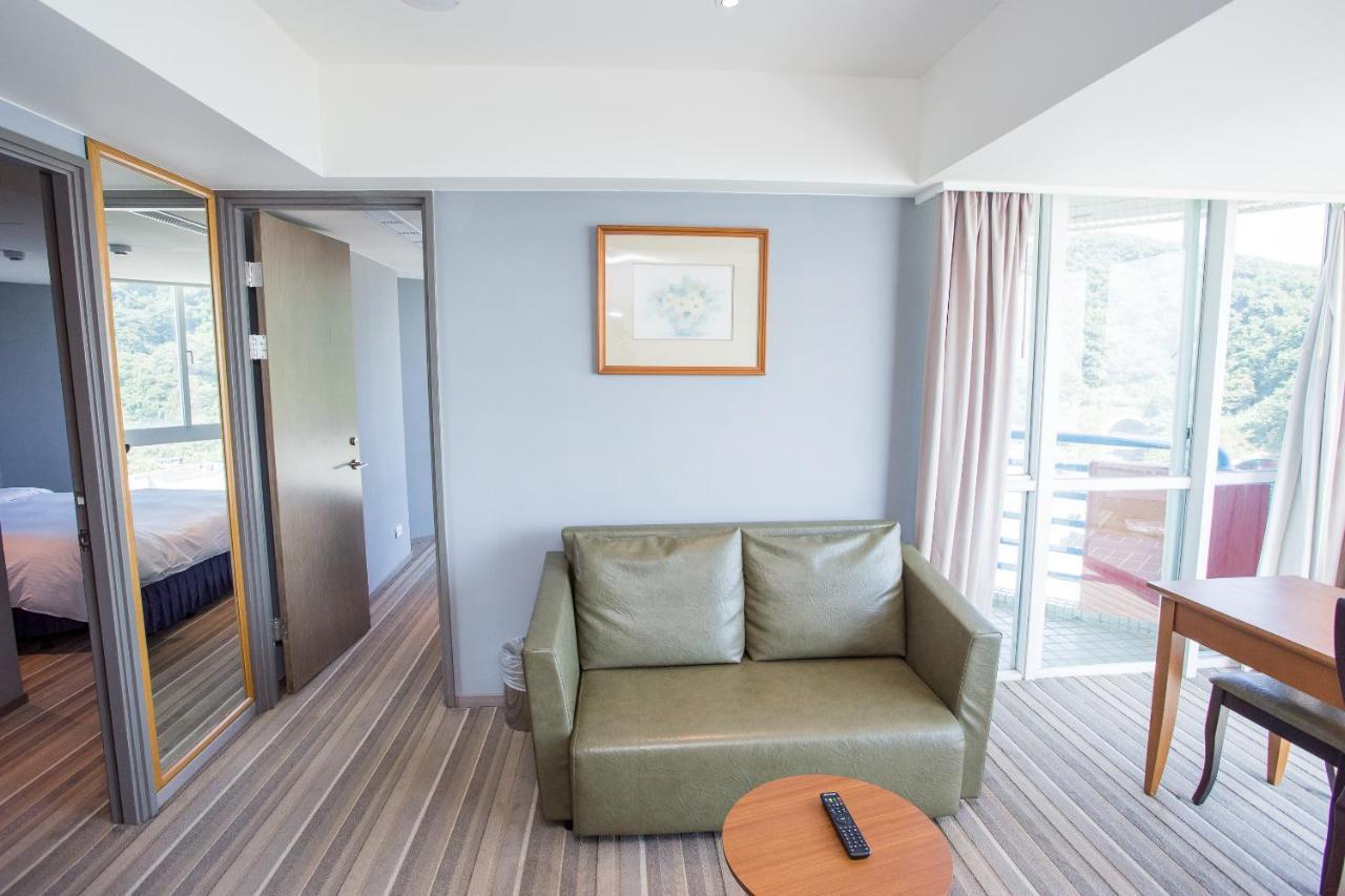 Ct Green Bay Hot-Spring Hotel Wanli Bagian luar foto